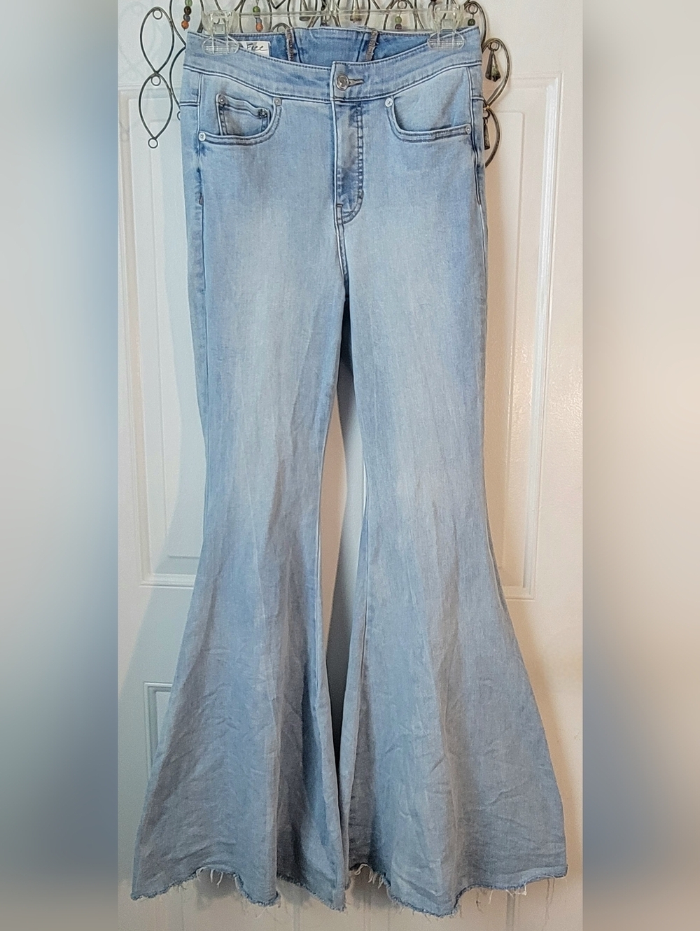 We the Free Curvy High-Rise Lace-Up Back Bell Bottom Jeans Womens 27 Light Wash